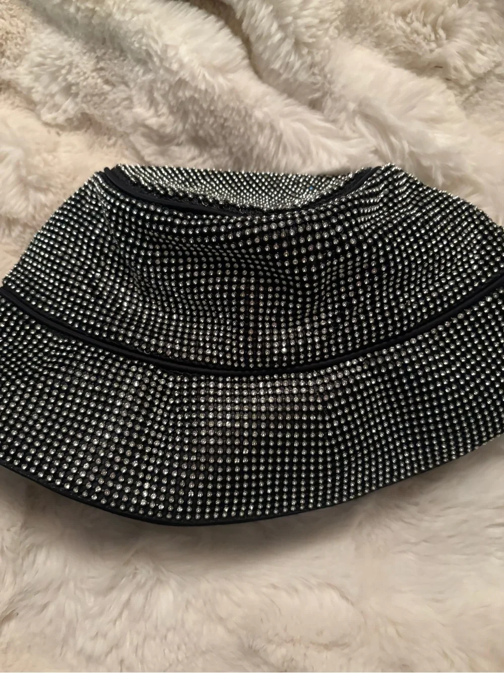 FASHION Black Crystal-Embellished Bucket Hat